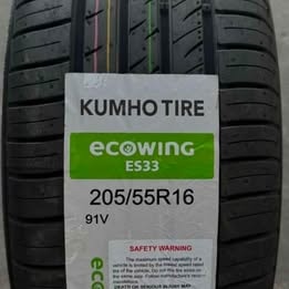 Kumho EcoWing ES33 tyre